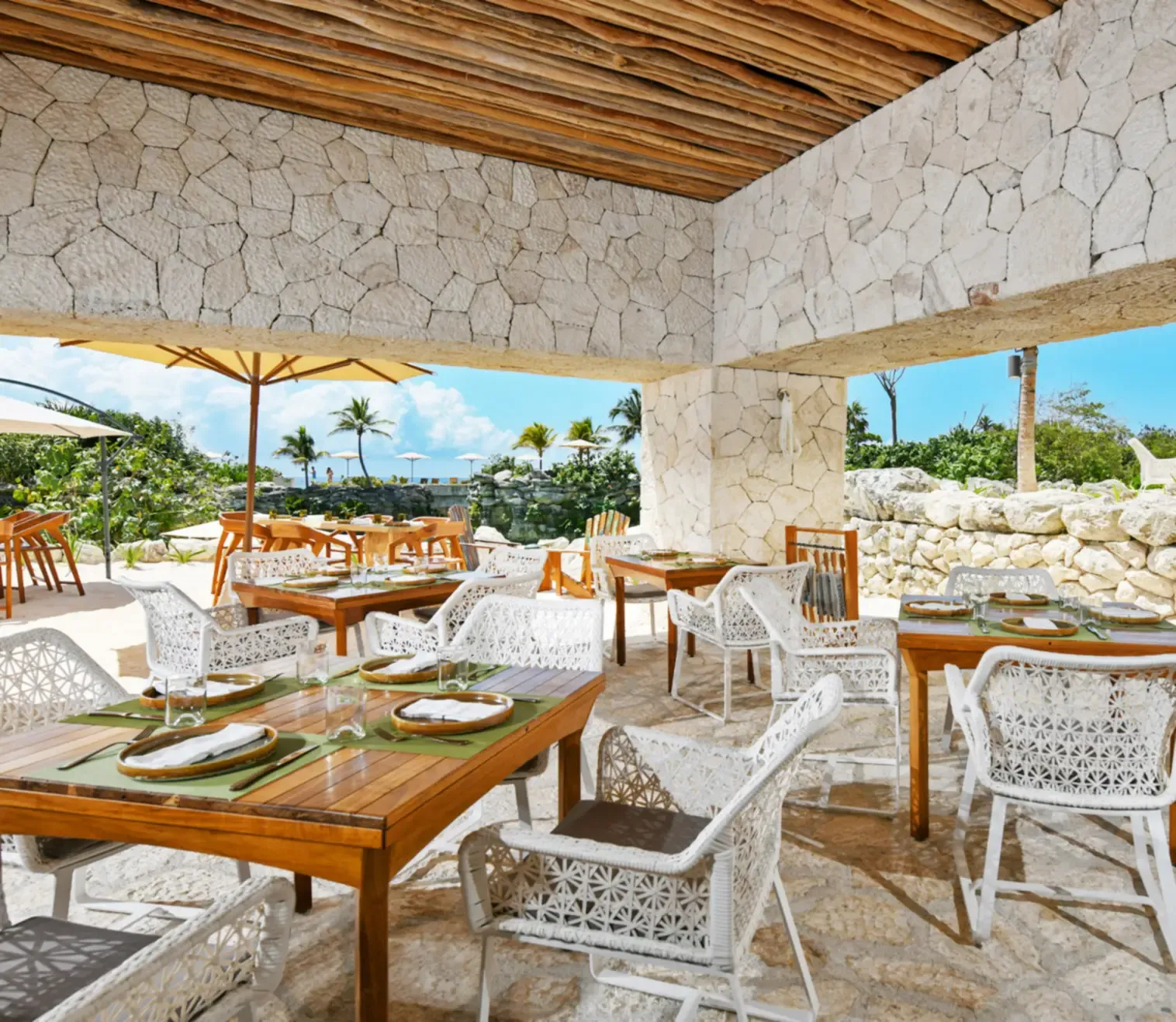 Azul Nogada restaurant terrace