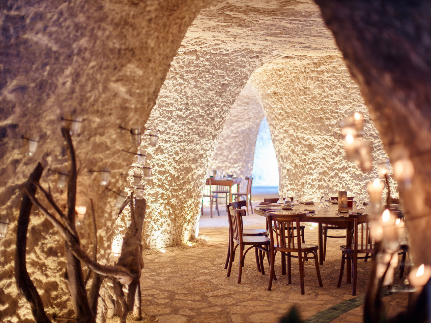 Las Cuevas cave restaurant